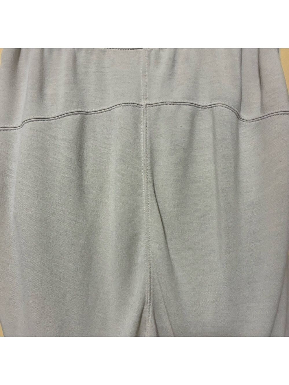 Lululemon Every Moment Pant Women’s 8 Vapor Athletic Yoga Gym High Rise - Picture 11 of 13